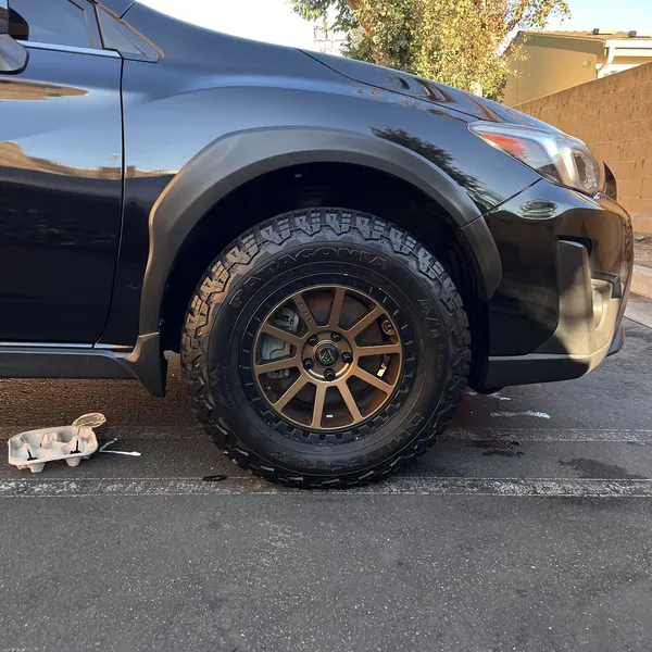 Detailed wheel and paint — Apex Shine